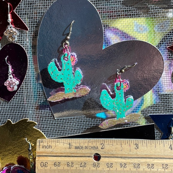 Cacti Artist Made Earrings!! - Picture 4 of 4